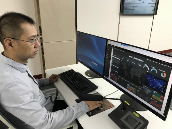 新时代奋斗者丨上海振华重工软件开发带头人金鑫智造洋山码头的80后